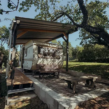 アパート Glamping Im Main-tauber-kreis *