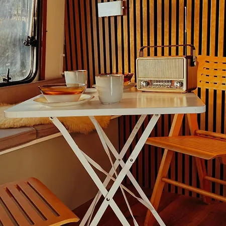 アパート Glamping Im Main-tauber-kreis